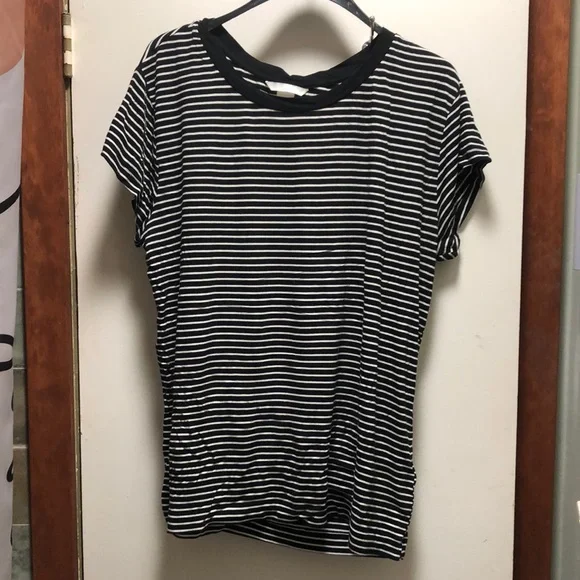 H&M tshirt - Picture 1 of 4